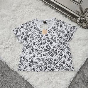 Laila Ali Butterfly Print Black & White Top. Size 1X. New.